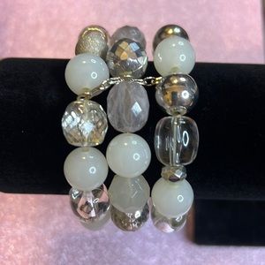 💜💜Beautiful NY Silver and Crystal Bead Bracelet💜💜